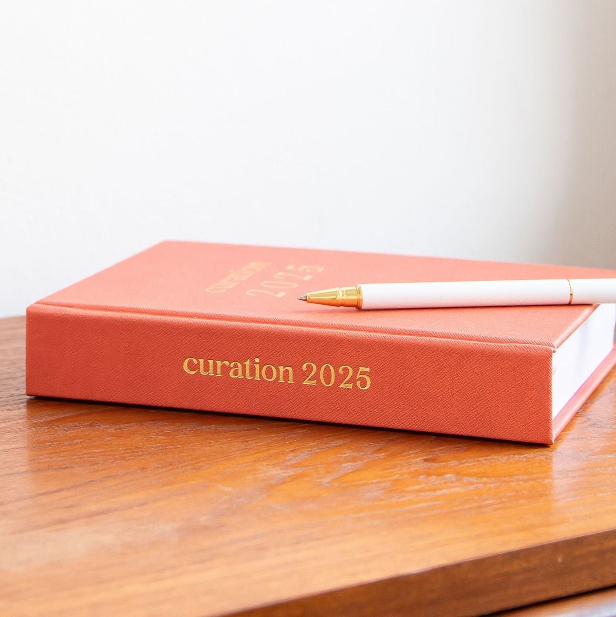 Curation 2025 Diary Planner Daily